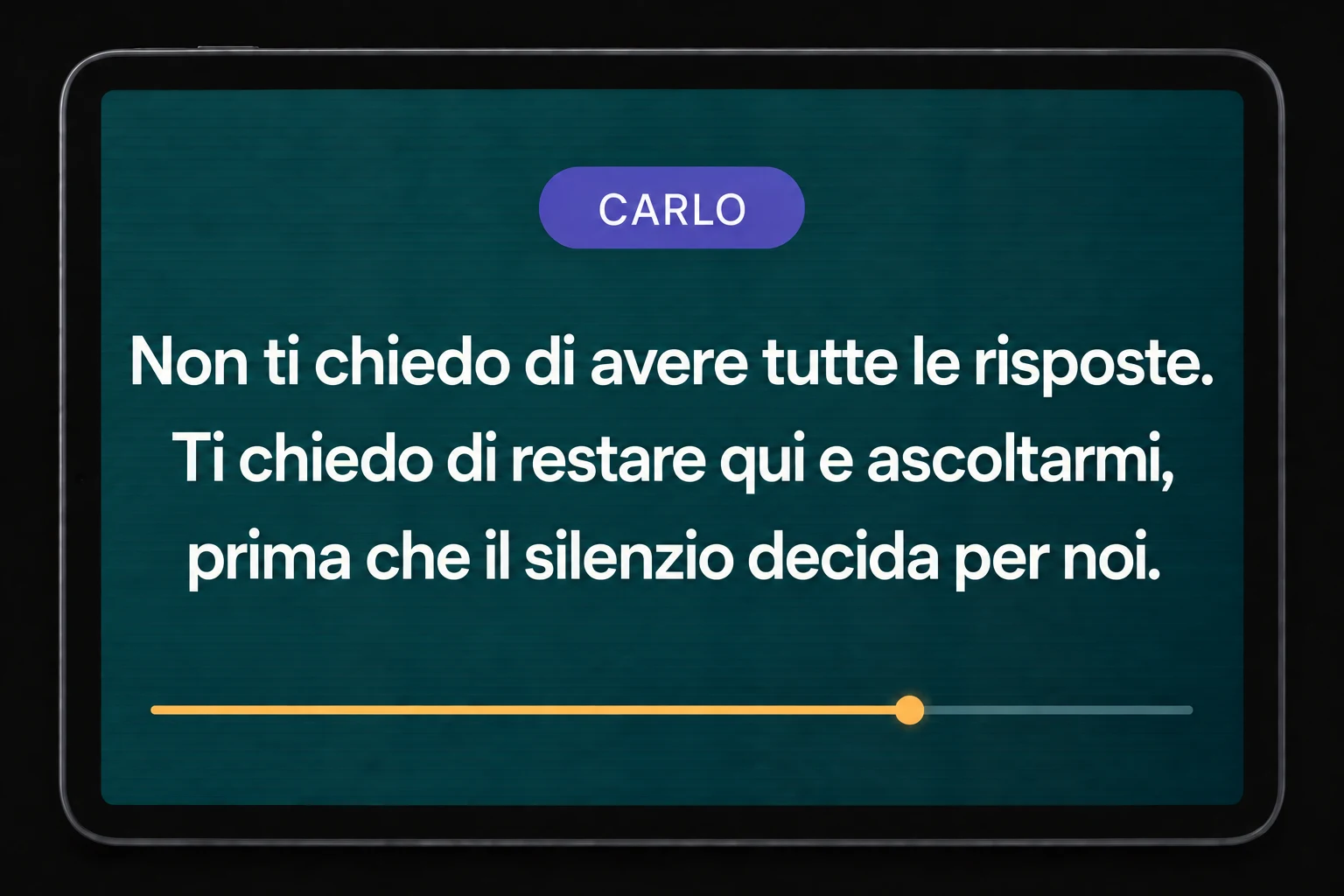 Illustrazione del gobbo su tablet: nome del personaggio in alto, una sola battuta su tre righe a grandi caratteri e cursore del tempo sotto.
